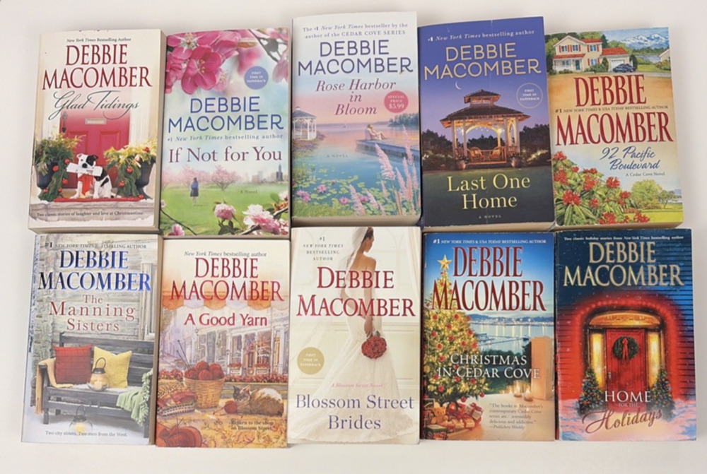 Debbie Macomber Paperback Books Random Mix Lot of 10 Romance Novels